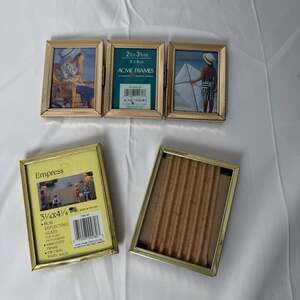 Vintage Frames Gold Mini Photo Frames